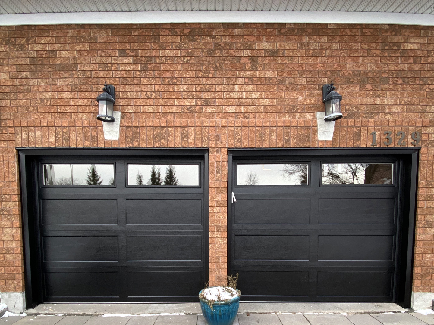 Car Enthusiast Garage Design for Modern Homes post thumbnail image